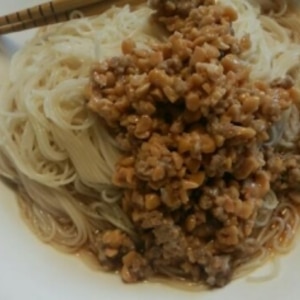 そぼろ納豆そうめん